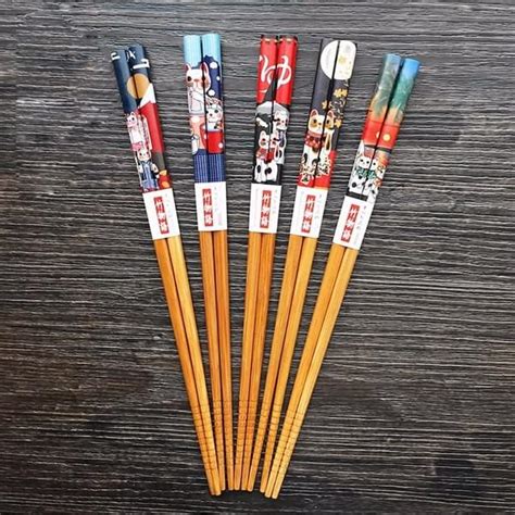 Buy 5 Pairs Chopsticks and Chopstick Rest Set, Cute Lucky Cat ...