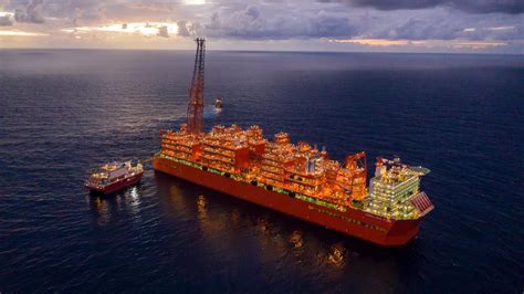 Eni nearing first Coral FLNG cargo - LNG Prime