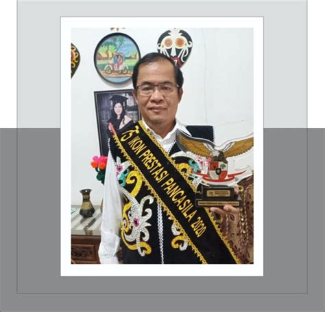 Munaldus, Terpilih sebagai 75 Ikon Prestasi Pancasila 2020 - News - CU ...