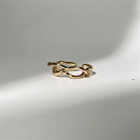 Dual Wavy Ring – Local Pitara