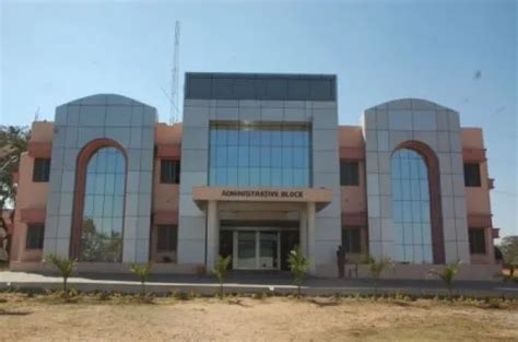 Nilai Institute of Management Fees Structure & Courses 2026, Ranchi ...