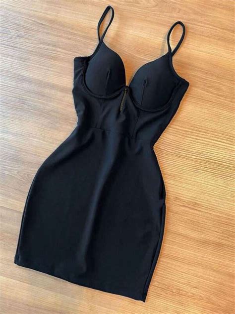Procurar vestido preto colado | SHEIN Brasil