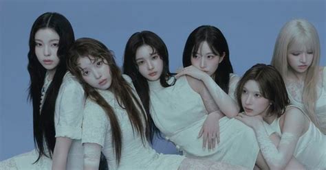 NMIXX Claims First Melon Monthly Chart Top with 'Blue Valentine'