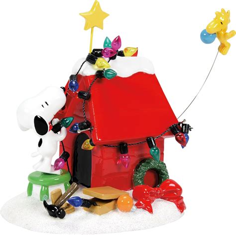 Amazon.com: Department 56 Peanuts Christmas Decoration | Snoopy, Snoopy ...