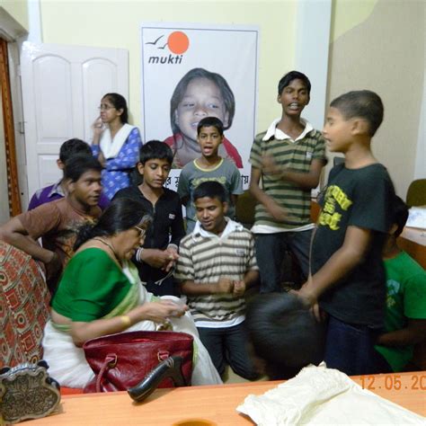 Smt. Nabaneeta Dev Sen visiting Mukti | Mukti NGO