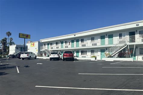 Super 8 by Wyndham Oceanside Downtown | Oceanside, CA Hotels