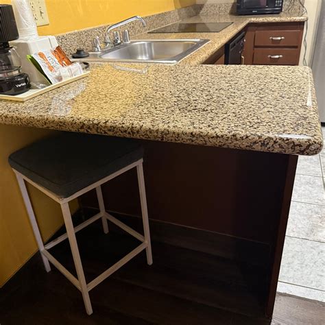 DAYS INN BY WYNDHAM MISSION VALLEY/SDSU (San Diego) - Hotel Reviews ...