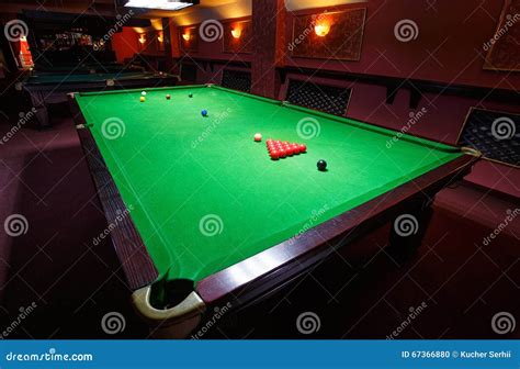 Snooker Table Front View 的图像结果