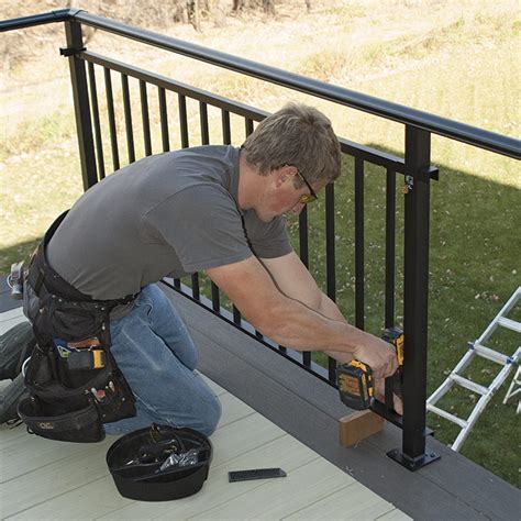 Installing an Aluminum Railing - Fine Homebuilding