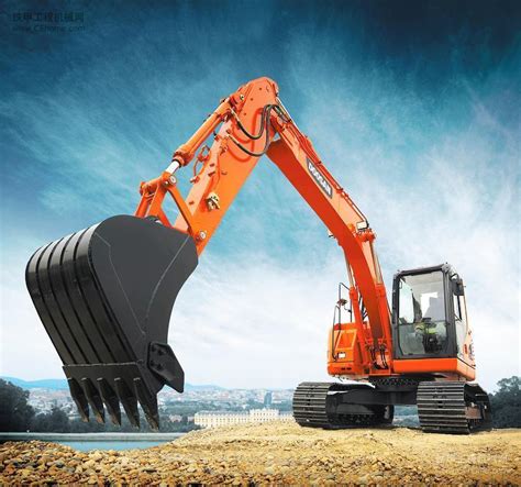 挖掘机出租服务质量 由租挖机的客户说了_乐山挖掘机租赁公司