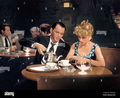 Frank sinatra some came running hi-res stock photography and images - Alamy