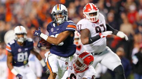 Auburn WR Ryan Davis out after targeting penalty to Alabama's Jared ...