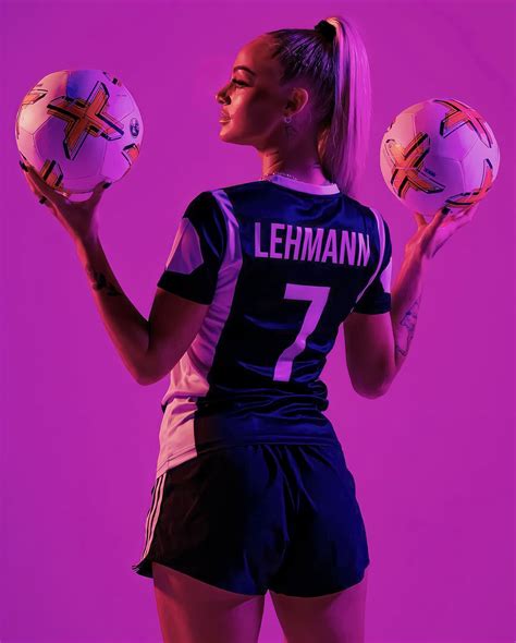 Alisha Lehmann 🤤 : r/WomenSoccerLegs
