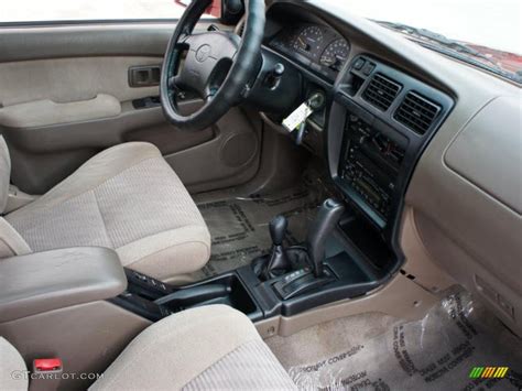 1998 Toyota 4Runner SR5 4x4 interior Photo #45462769 | GTCarLot.com