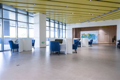 Library Computer Room 的图像结果