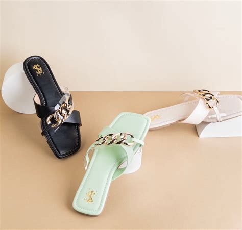 Sophia Cross Chained Flats – Shoe That Fits You