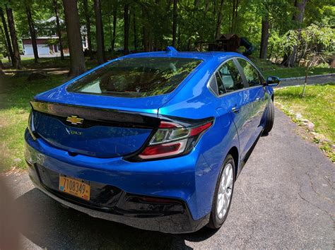 2017 Chevy Volt Diary, Day 1: Delivery and setup | Electrek