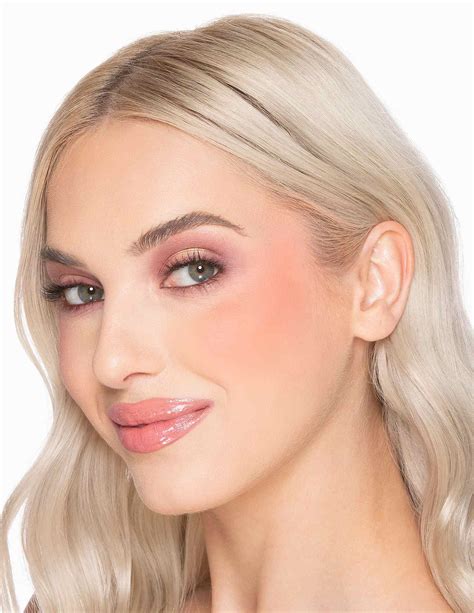 Cloud Crush Blurring Blush • Tequila Sunset