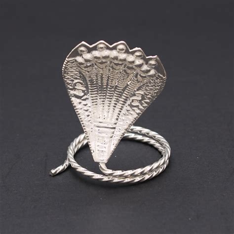Divine Elegance Silver Panchmukhi Naag Idol – WHP Jewellers