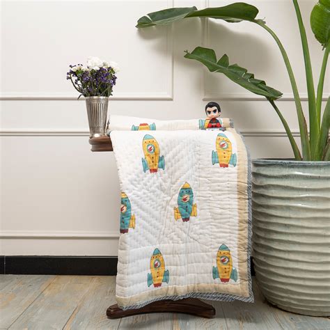 Space Ride Reversible Cotton Quilt for Kids – MuddnMe– muddnme