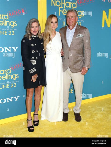 New York City, USA. 20th June, 2023. Karen Lawrence, Jennifer Lawrence and Gary Lawrence ...