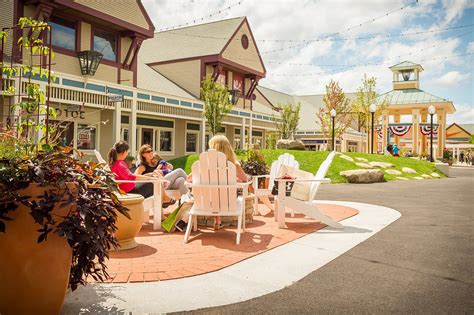 Settlers Green Outlet Mall North Conway | Christmas Farm Inn & Spa