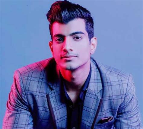 Palash Muchhal Singer Director Biography Birthday Age New Movie TV Show ...