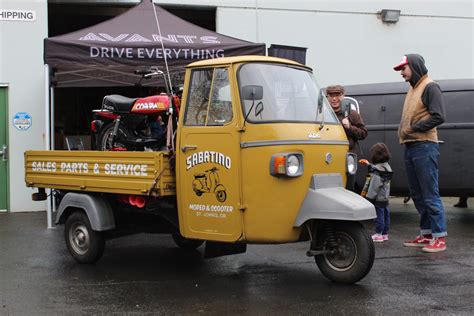 Avants brings weird and wacky to Portland car show - The Clackamas Print