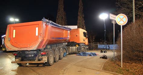 Tödlicher Unfall: 14-Jähriger von LKW überrollt | TVA