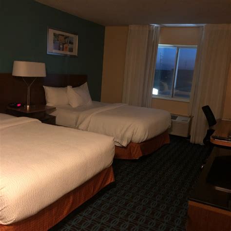 FAIRFIELD BY MARRIOTT INN & SUITES PERU - Hotel Reviews, Photos, Rate ...