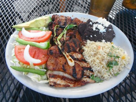 Exploring Massachusetts: July 12th 2012: Dinner at Paisano's, Waltham