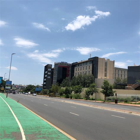 PARK INN BY RADISSON SANDTON (Greater Johannesburg) - Hotel Reviews ...
