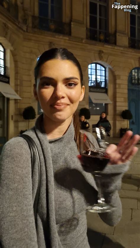 Kendall Jenner Turns the Streets of Paris Into a Catwalk (30 Photos) - OnlyFans Leaked Nudes