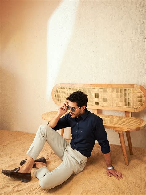 DENNISON Men Smart Tapered Fit Light Grey Color Formal Trousers ...