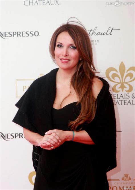 Helene Segara Clips 的图像结果