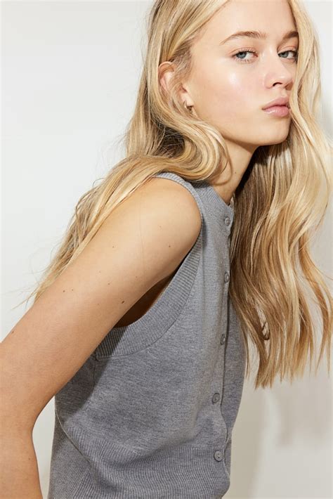 Button-front sweater vest - Light grey marl - Ladies | H&M IN