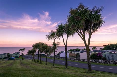 Caravan & holiday parks with caravans to hire near me | Pitchup.com