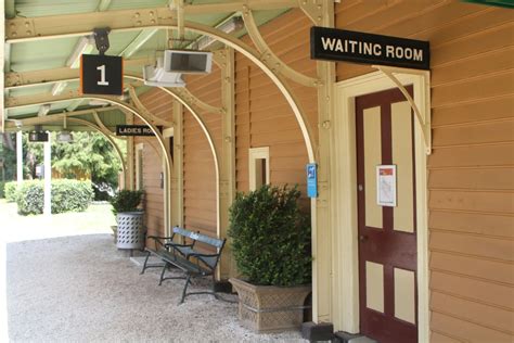 Locked waiting room and toilets at Exeter station - Wongm's Rail Gallery
