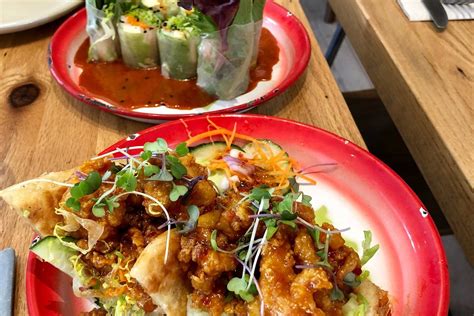 Local Dining Restaurants 的图像结果