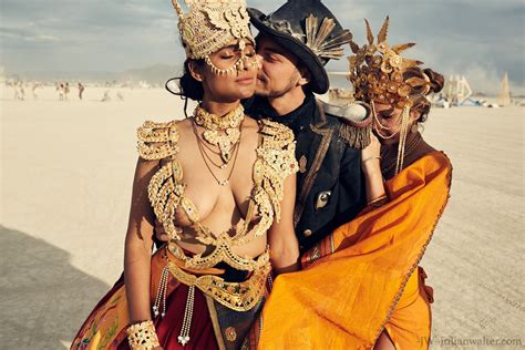 Everything you need to know about burning man in 20 photos nsfw – Artofit
