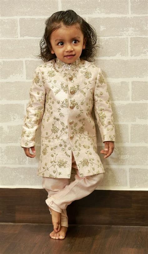 Best Ethnic Dresses - A Style Guide for the Upcoming Festive Season ...