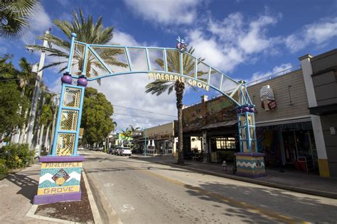 Amerant Bank Delray Banking Center