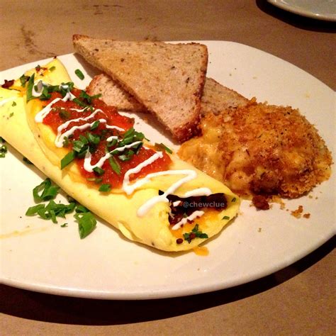 bichromatic: Sunday Brunch at Bonefish Grill