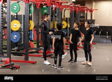Children Exercise Class 的图像结果