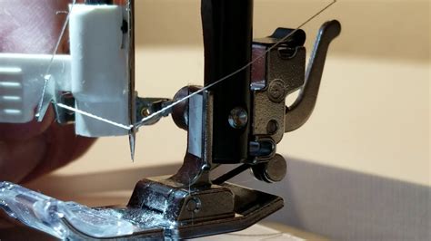 How to Thread a 1950 Singer Sewing Machine Needle 的图像结果