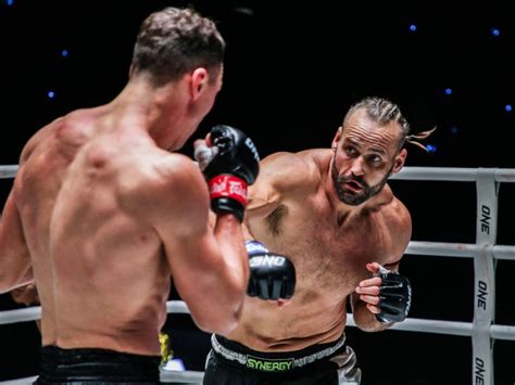 Recent Boxing Matches 的图像结果