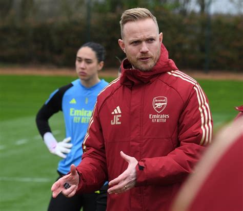 Gallery: Training for our trip to Villa Park | Gallery | News | Arsenal.com
