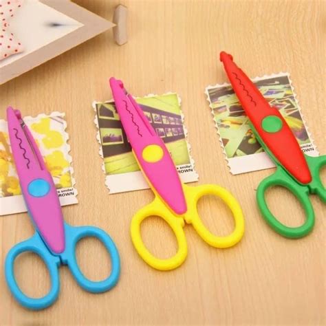 KRAFTMASTERS 3 Pieces Art and Craft Zig zag Paper Shaper Scissor Set ...