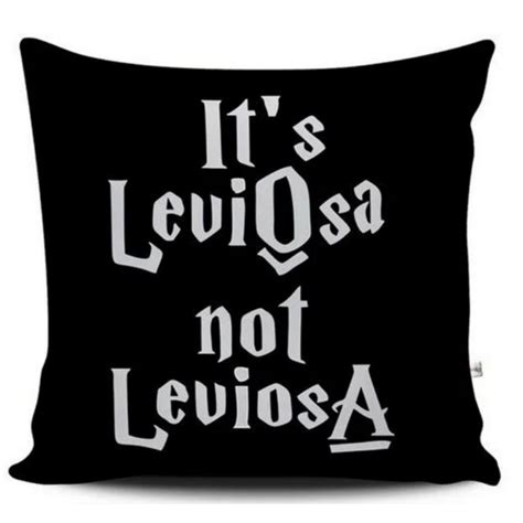 Almofada It's LeviOsa not LeviosA | Harry Potter | Shopee Brasil