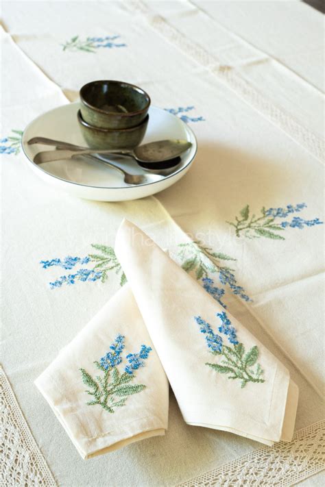 COTTON TABLE NAPKINS with embroidery -Set of 2 – Vrindha Lifestyle